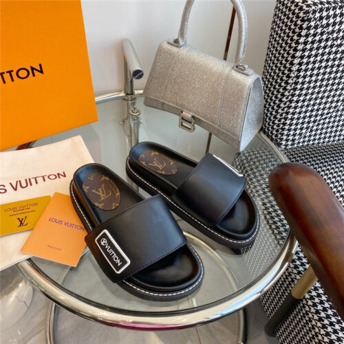 High Quality Luxury Louis Vuitton Velcro Platform Sandals alternate view