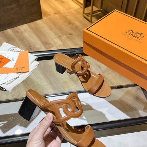 High Quality Luxury Hermes Chunky Heel Sandals – Style 96547 product detail