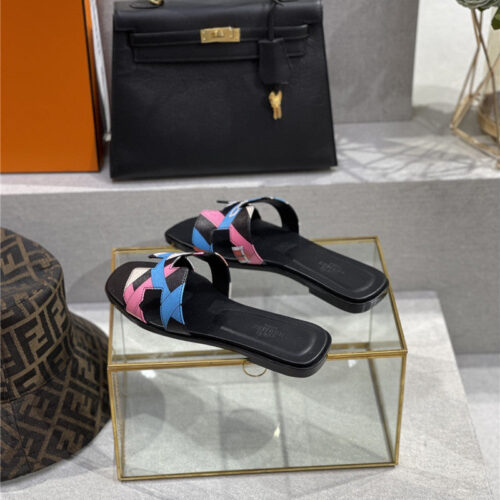 High Quality Luxury Hermes Early Spring New Color Slippers – Style 36035 alternate view