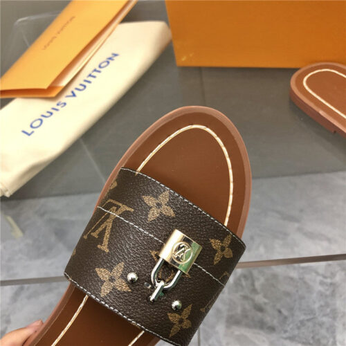 High Quality Luxury Louis Vuitton Slippers – Style 11171 product detail