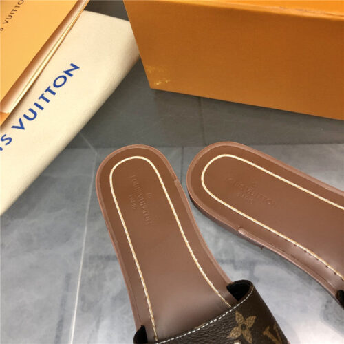 High Quality Luxury Louis Vuitton Slippers – Style 11171 product detail