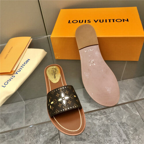 High Quality Luxury Louis Vuitton Slippers – Style 59747 product detail