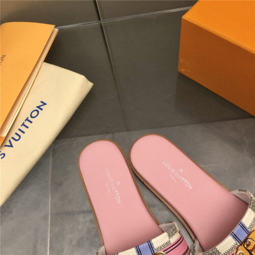 High Quality Luxury Louis Vuitton Slippers – Style 35459 product detail