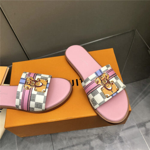 High Quality Luxury Louis Vuitton Slippers – Style 35459 product detail