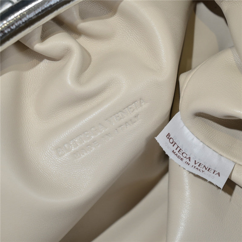 High Quality Luxury Bottega Veneta The Pouch Bag Silver product detail