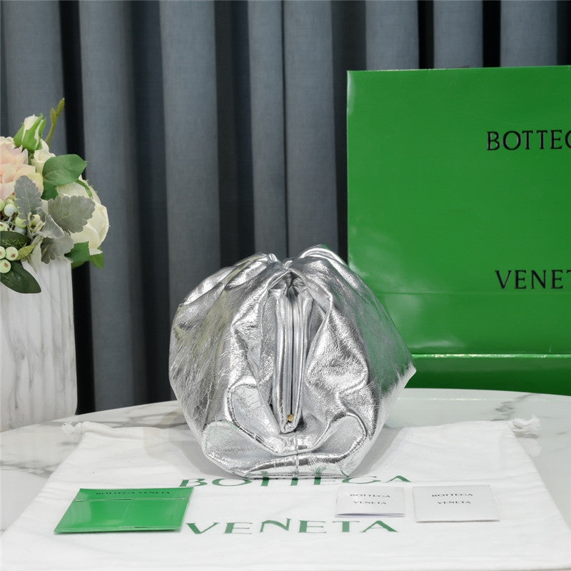 High Quality Luxury Bottega Veneta The Pouch Bag Silver product detail