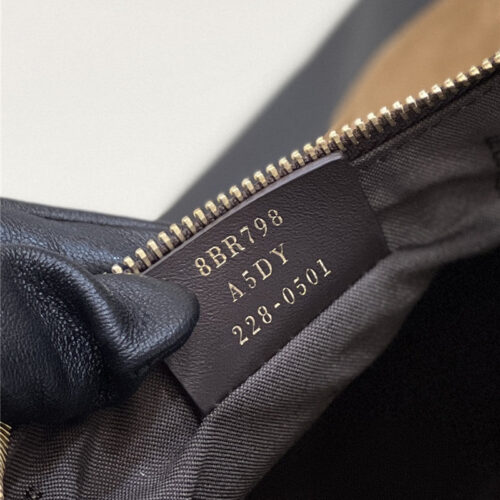 High Quality Luxury Fendi Graphic Bag – Style 32438 product detail