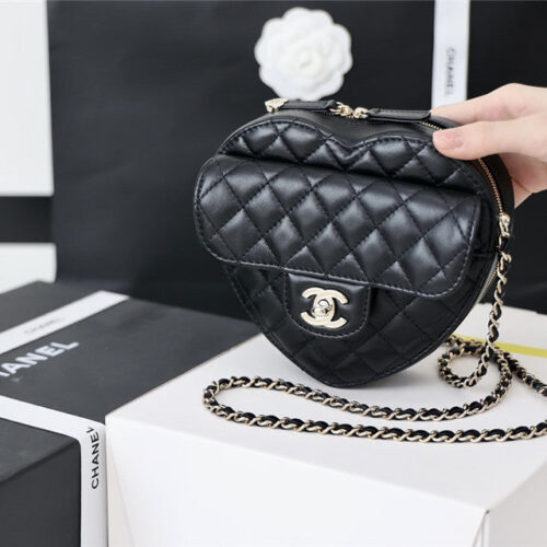 High Quality Luxury Chanel Diamond Heart Bag Black product detail