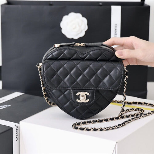 High Quality Luxury Chanel Diamond Heart Bag Black product detail