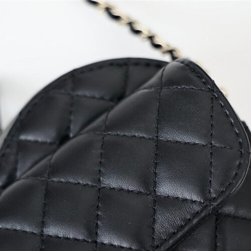High Quality Luxury Chanel Diamond Heart Bag Black product detail