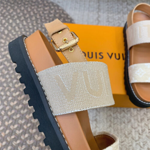 High Quality Luxury Louis Vuitton Flat Sandals – Style 76099 product detail
