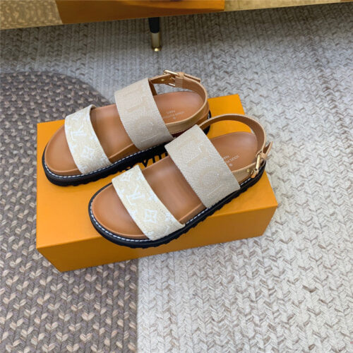 High Quality Luxury Louis Vuitton Flat Sandals – Style 76099 alternate view