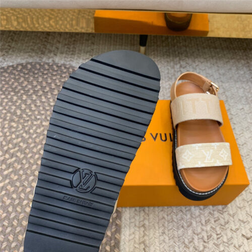 High Quality Luxury Louis Vuitton Flat Sandals – Style 76099 product detail