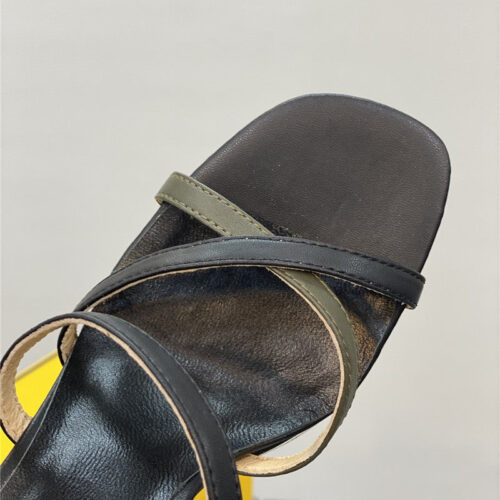 High Quality Luxury Fendi Mink Heeled Sandals product detail