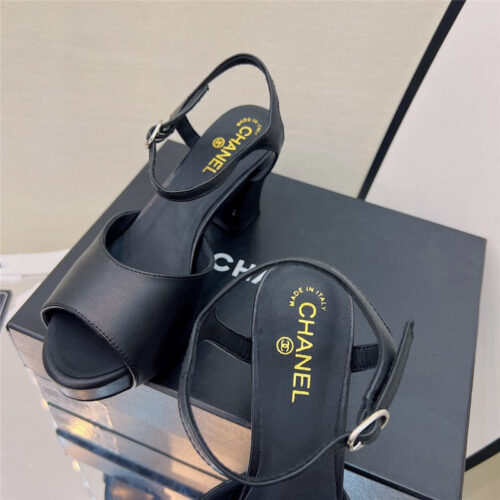 High Quality Luxury Chanel Platform Pumps – Style 27590 product detail