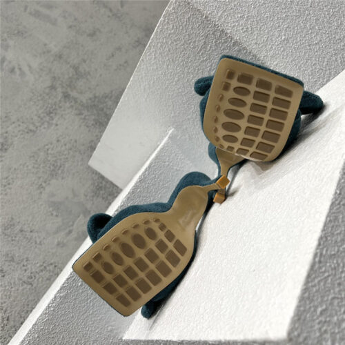 High Quality Luxury Bottega Veneta Bow Sandals – Style 98438 product detail
