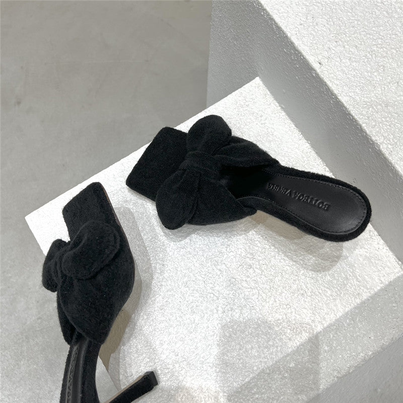 High Quality Luxury Bottega Veneta Bow Sandals – Style 69062 product detail