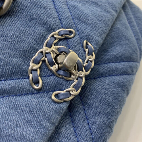 High Quality Luxury Chanel Denim Light Silver 19 Bag product detail