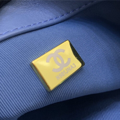 High Quality Luxury Chanel Denim Light Silver 19 Bag product detail