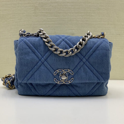 High Quality Luxury Chanel Denim Light Silver 19 Bag