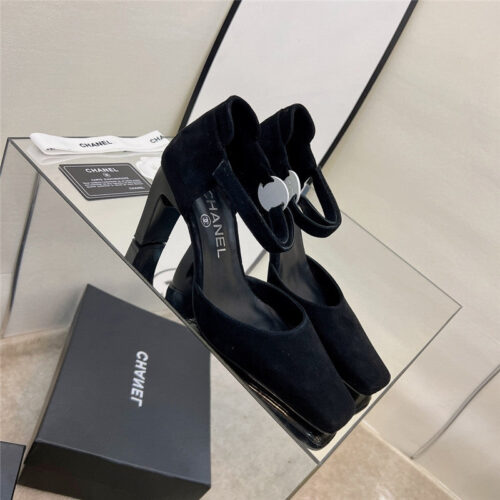 High Quality Luxury Chanel Vintage Heeled Sandals – Style 53286
