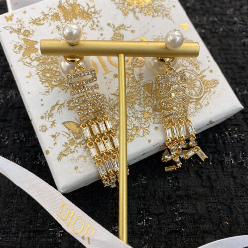 High Quality Luxury Dior Earrings – Style 50705 product detail