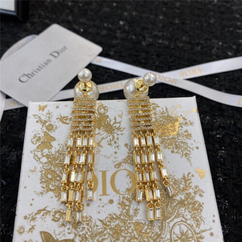 High Quality Luxury Dior Earrings – Style 50705 product detail