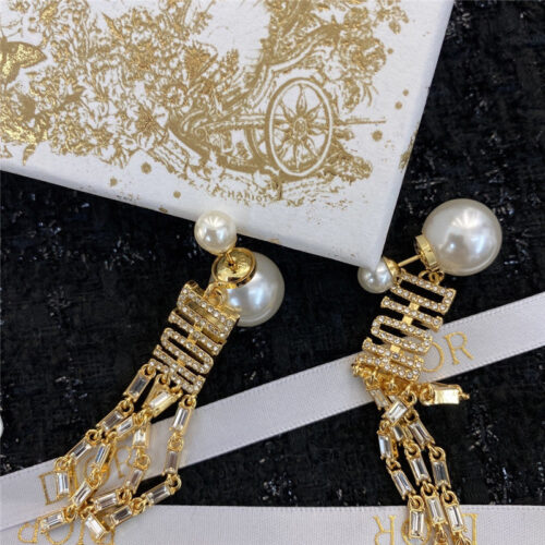High Quality Luxury Dior Earrings – Style 50705 product detail
