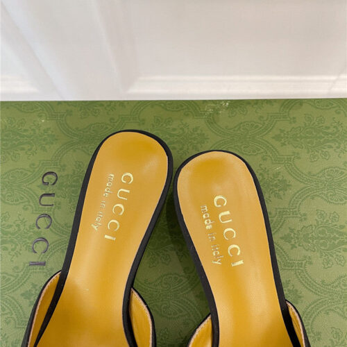 High Quality Luxury Gucci New Sandals Slippers – Style 42451 product detail