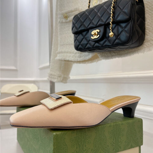 High Quality Luxury Gucci New Sandals Slippers – Style 02899 product detail