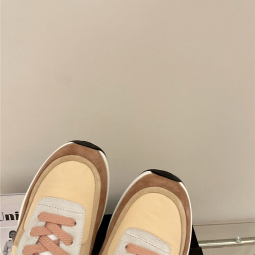 High Quality Luxury Chanel New Color Sneakers Womens product detail