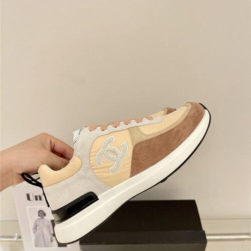 High Quality Luxury Chanel New Color Sneakers Womens product detail