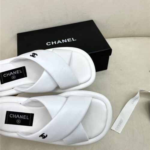 High Quality Luxury Chanel Flat Slippers – Style 15526 product detail