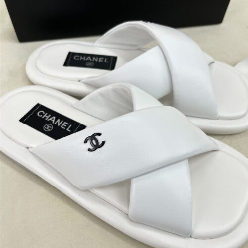 High Quality Luxury Chanel Flat Slippers – Style 15526 product detail