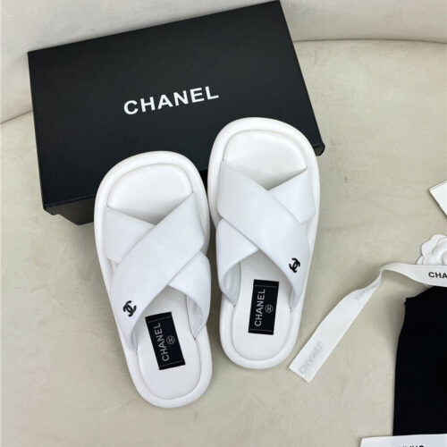 High Quality Luxury Chanel Flat Slippers – Style 15526 product detail