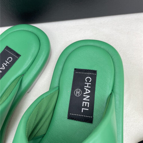 High Quality Luxury Chanel Flat Slippers – Style 17222 product detail