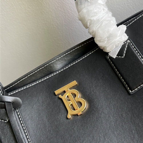 High Quality Luxury Burberry Tote Bag Shopping Bag – Style 42479 product detail