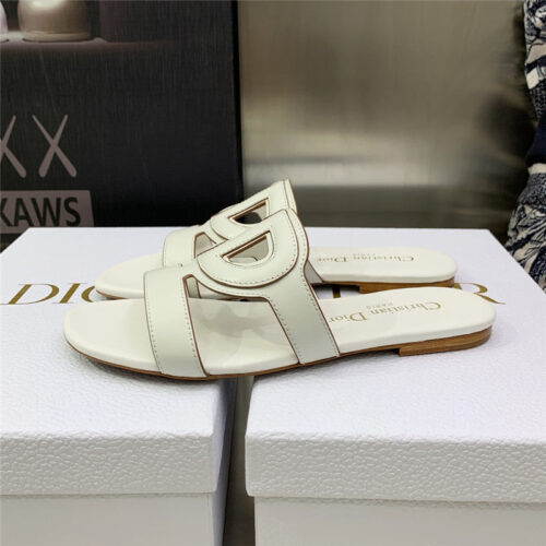 High Quality Luxury Dior Cd Logo Block Heel Cutout Slippers – Style 35654 product detail