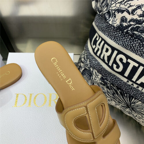 High Quality Luxury Dior Cd Logo Block Heel Cutout Slippers – Style 23782 product detail
