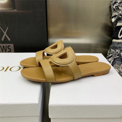High Quality Luxury Dior Cd Logo Block Heel Cutout Slippers – Style 23782 product detail
