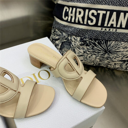 High Quality Luxury Dior Cd Logo Block Heel Cutout Sandals – Style 80902 product detail