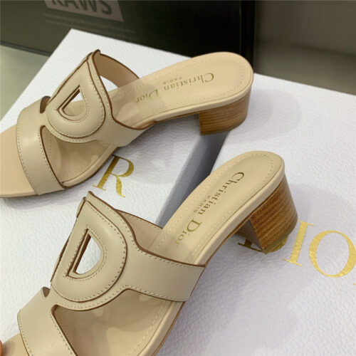 High Quality Luxury Dior Cd Logo Block Heel Cutout Sandals – Style 80902 product detail