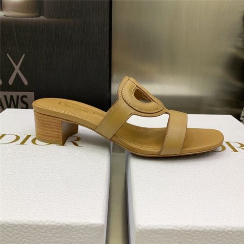 High Quality Luxury Dior Cd Logo Block Heel Cutout Sandals – Style 91622 product detail