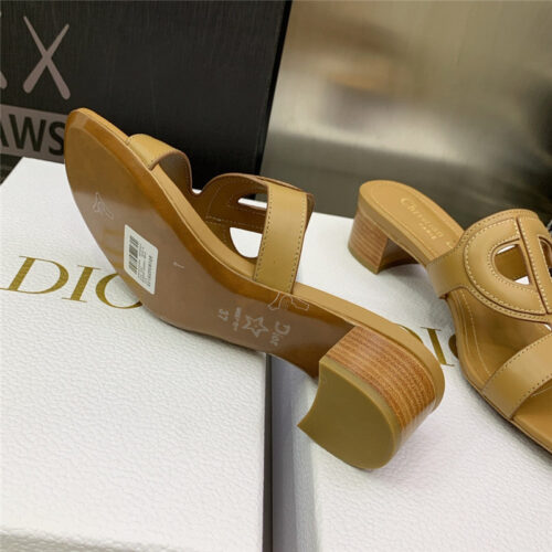 High Quality Luxury Dior Cd Logo Block Heel Cutout Sandals – Style 91622 product detail