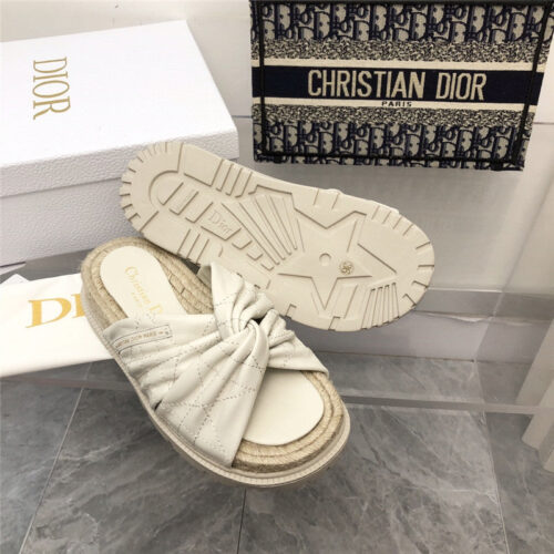 High Quality Luxury Dior Cannage Woven Slippers – Style 27686 product detail