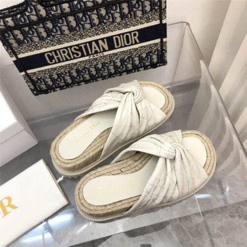 High Quality Luxury Dior Cannage Woven Slippers – Style 27686 product detail