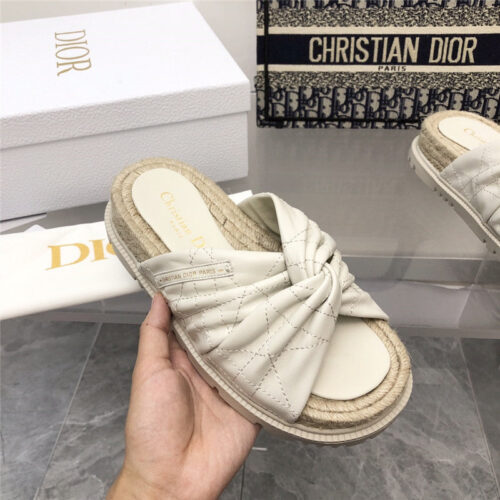 High Quality Luxury Dior Cannage Woven Slippers – Style 27686 product detail