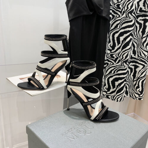 High Quality Luxury Alexander McQueen Metal Embellished Open Toe Sandals alternate view
