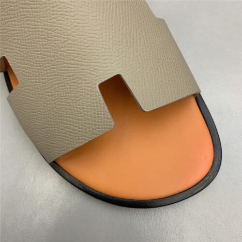High Quality Luxury Hermes H Mens Slippers – Style 15619 product detail