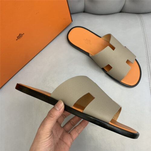High Quality Luxury Hermes H Mens Slippers – Style 15619